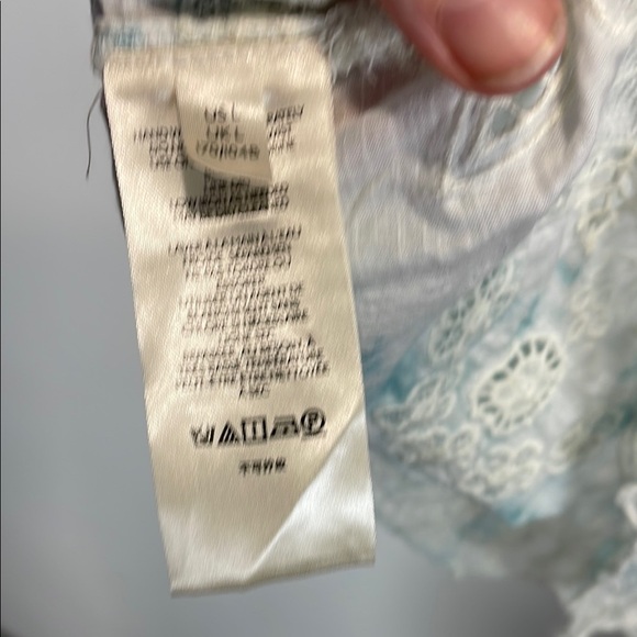 Anthropologie Tie Die Blue and White Flutter Embroidered Sleeve Blouse - Picture 11 of 12